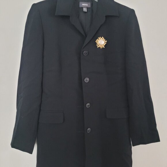 Black Suit - long jacket and skirt - Picture 3 of 8